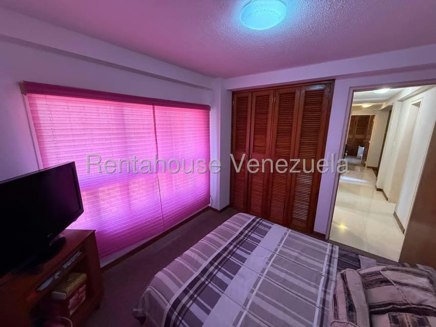 Townhouse (Multiples Niveles) en Venta en El Hatillo, Distrito Metropolitano - 21