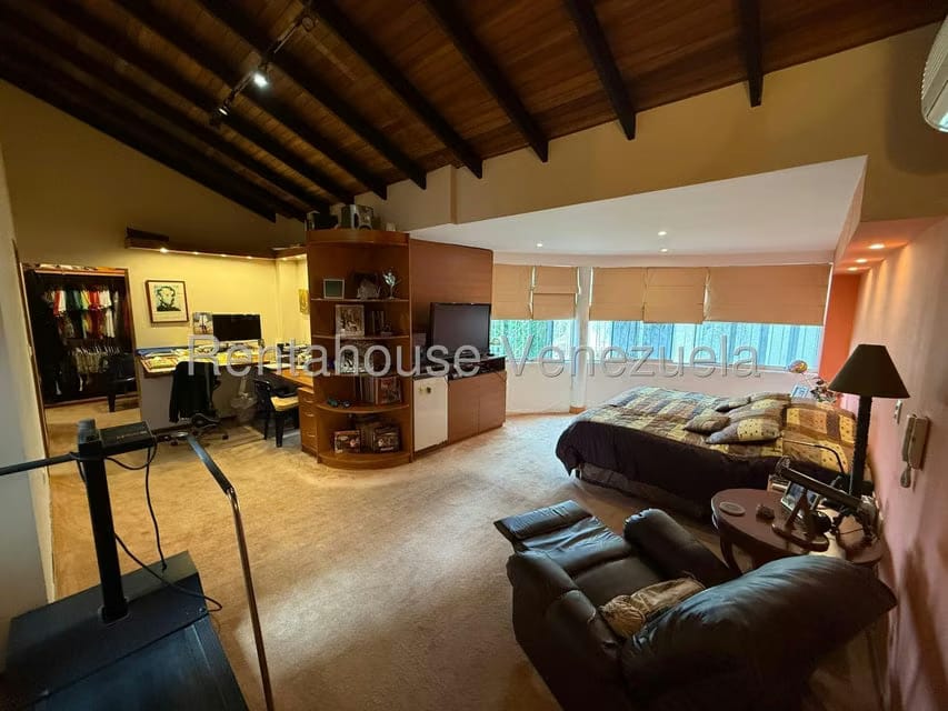 Townhouse (Multiples Niveles) en Venta en El Hatillo, Distrito Metropolitano - 24