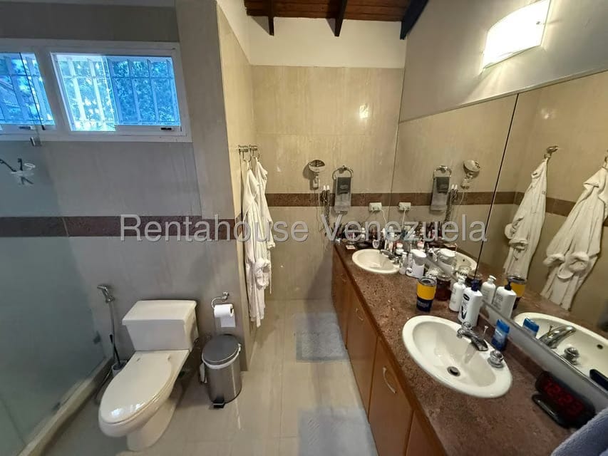 Townhouse (Multiples Niveles) en Venta en El Hatillo, Distrito Metropolitano - 29