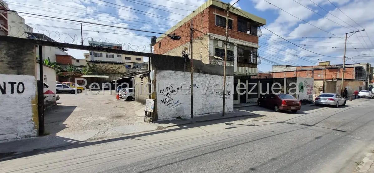 Terreno (Comercial) en Alquiler en Guatire, Miranda - 2