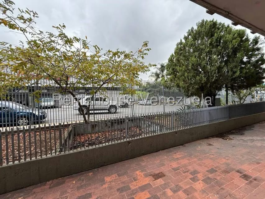 Comercial (Oficina) en Venta en Santa Eduvigis, Distrito Metropolitano - 30