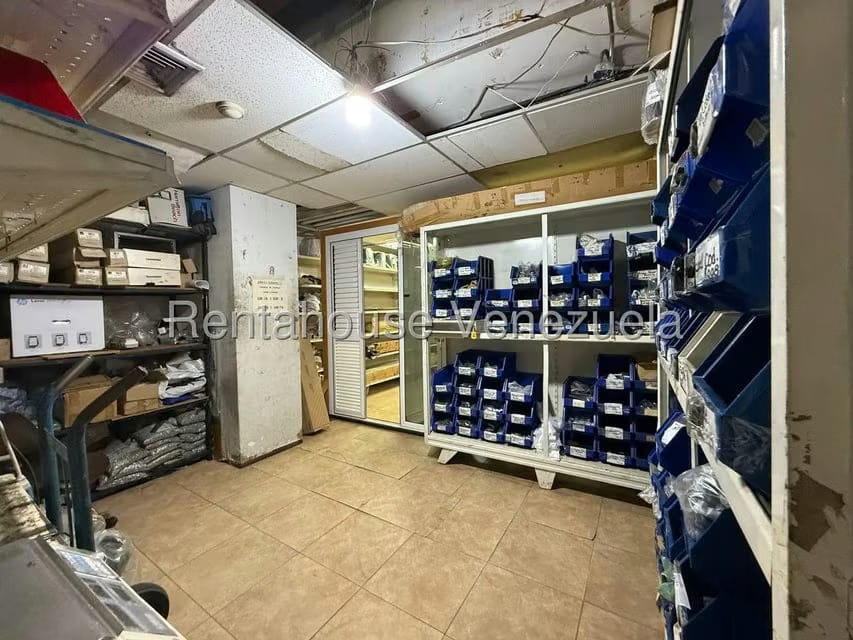 Comercial (Oficina) en Venta en Santa Eduvigis, Distrito Metropolitano - 35