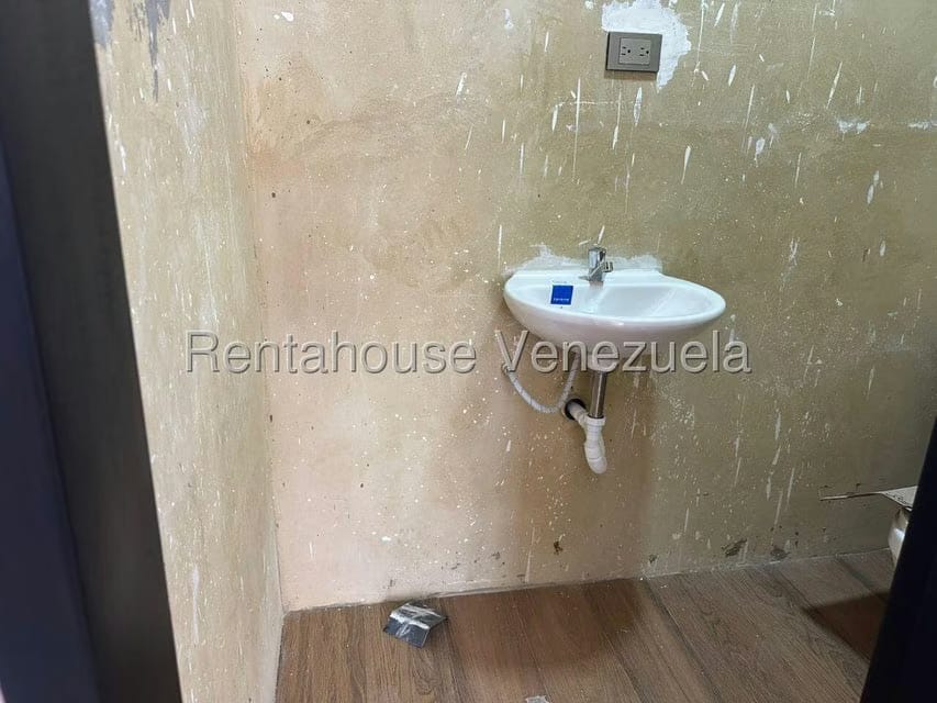 Comercial (Local Comercial) en Alquiler en Centro, Lara - 6