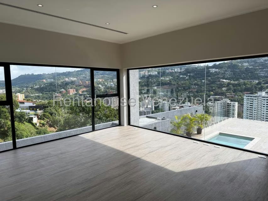 Casa (Duplex) en Venta en Santa Paula, Distrito Metropolitano - 14