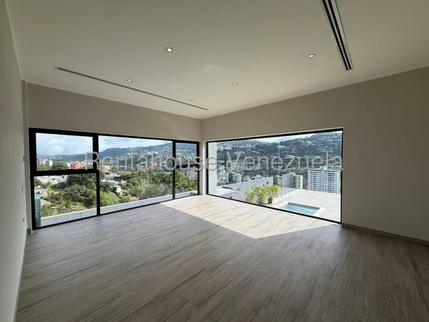 Casa (Duplex) en Venta en Santa Paula, Distrito Metropolitano - 15