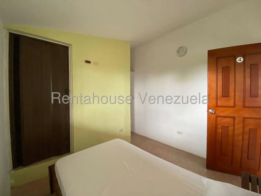 Casa (1 Nivel) en Alquiler en El Manzano, Lara - 23