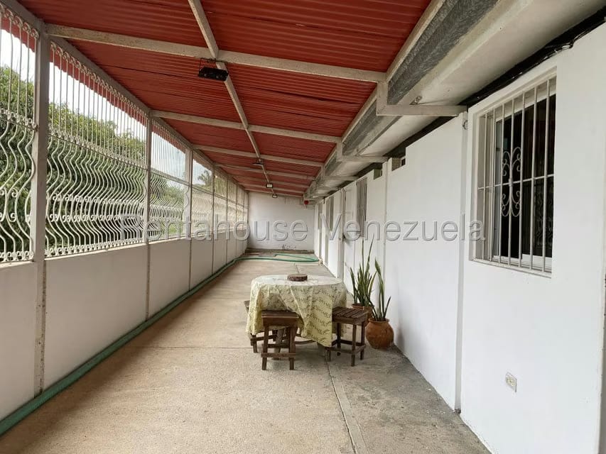 Casa (1 Nivel) en Alquiler en El Manzano, Lara - 25