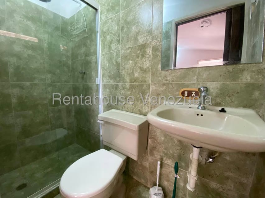 Casa (1 Nivel) en Alquiler en El Manzano, Lara - 28