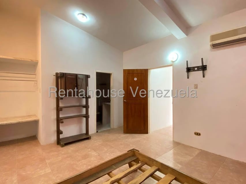 Casa (1 Nivel) en Alquiler en El Manzano, Lara - 30
