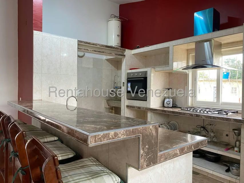 Casa (1 Nivel) en Alquiler en El Manzano, Lara - 6