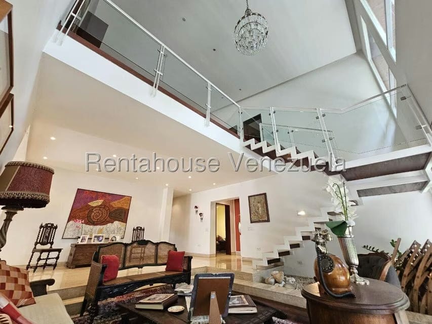Casa (Duplex) en Venta en La Floresta, Distrito Metropolitano - 11