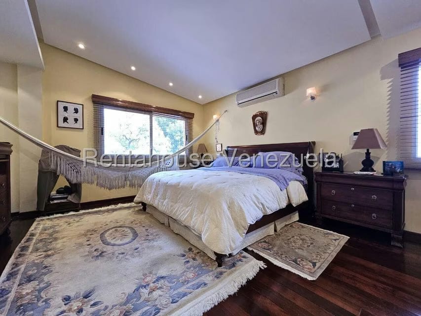 Casa (Duplex) en Venta en La Floresta, Distrito Metropolitano - 27