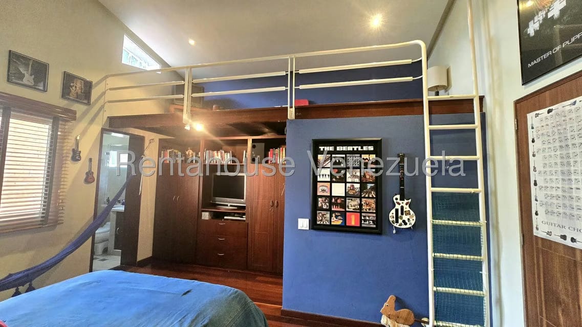 Casa (Duplex) en Venta en La Floresta, Distrito Metropolitano - 31