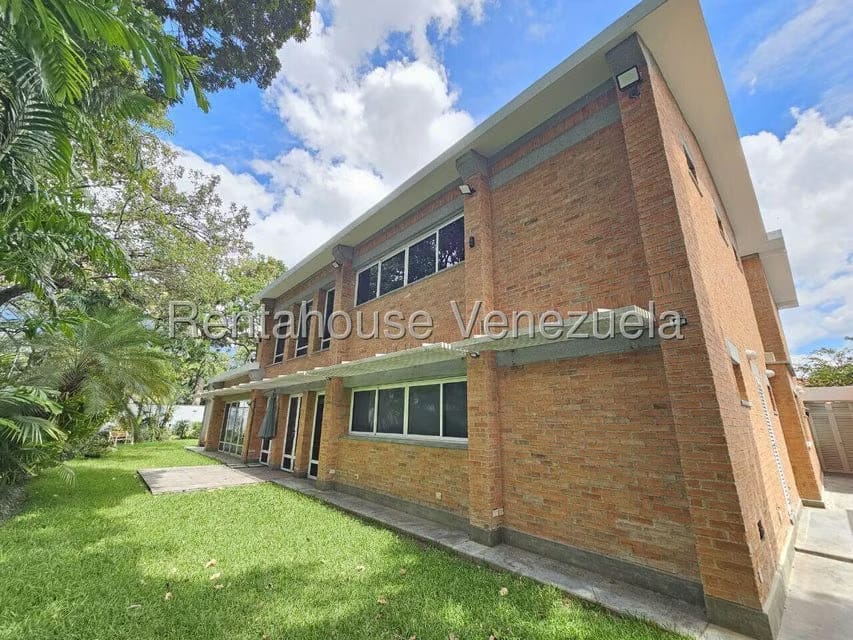 Casa (Duplex) en Venta en La Floresta, Distrito Metropolitano - 40