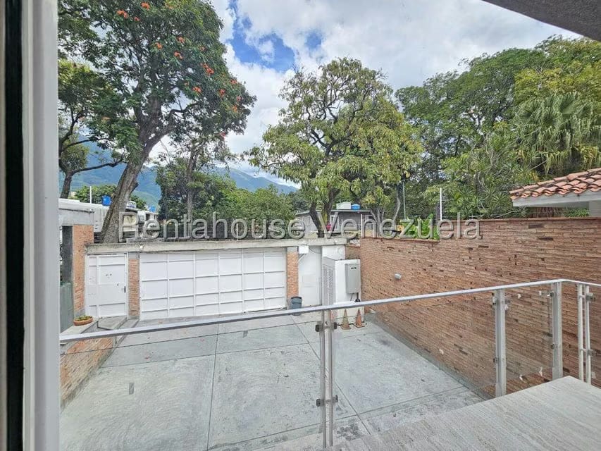Casa (Duplex) en Venta en La Floresta, Distrito Metropolitano - 43