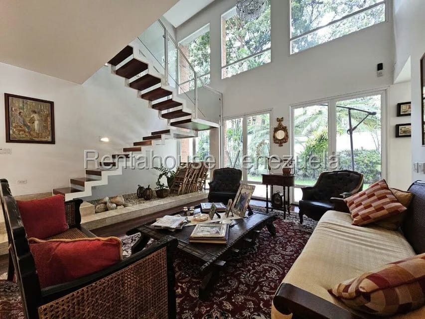 Casa (Duplex) en Venta en La Floresta, Distrito Metropolitano - 9