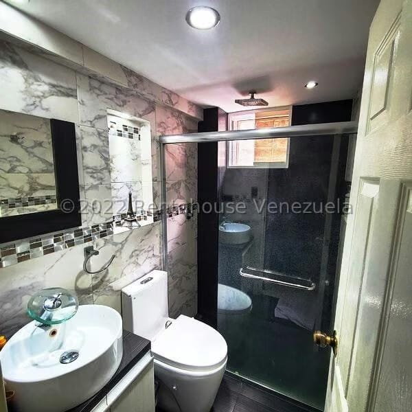 Apartamento (1 Nivel) en Venta en Parque Caiza, Distrito Metropolitano - 18