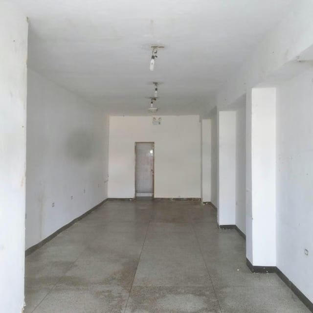 Comercial (Local Comercial) en Alquiler en Belloso, Zulia - 3