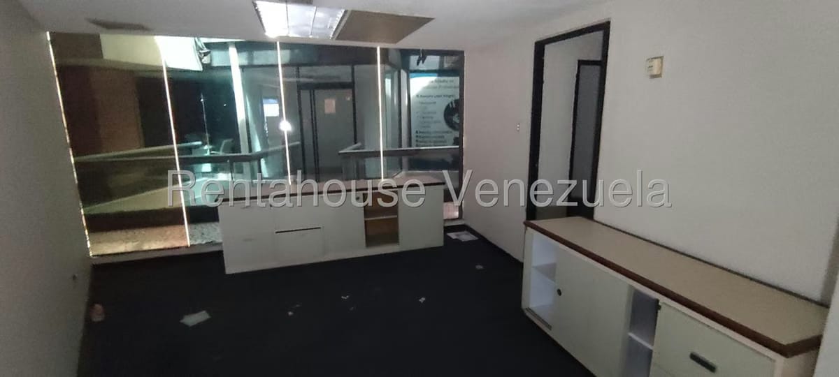 Comercial (Local Comercial) en Venta en Porlamar, Nueva Esparta - 12
