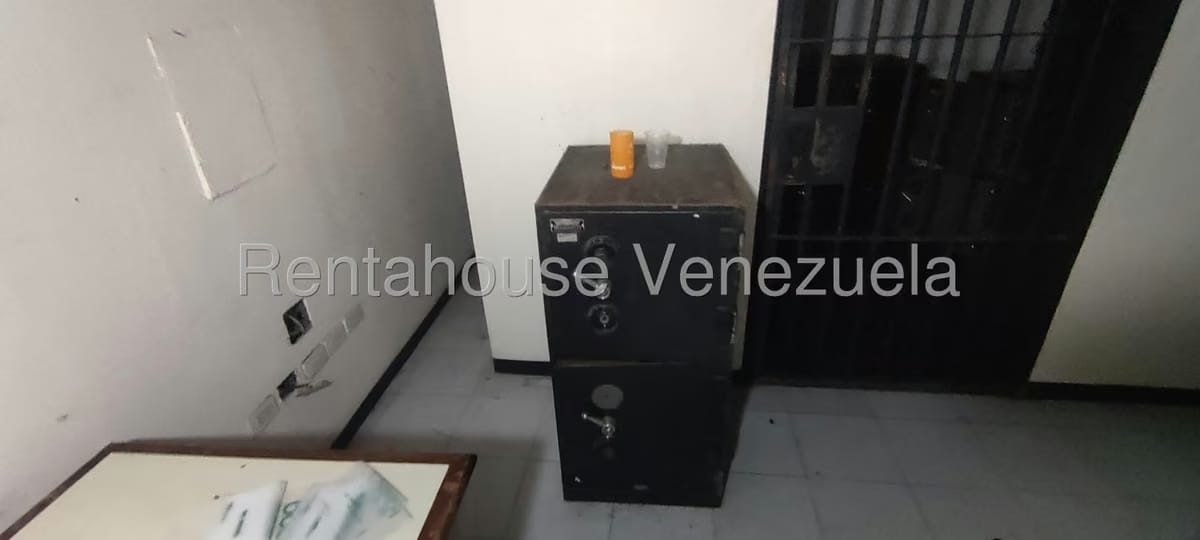 Comercial (Local Comercial) en Venta en Porlamar, Nueva Esparta - 14