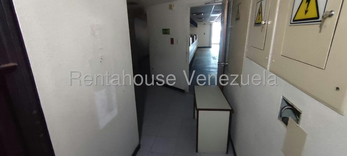 Comercial (Local Comercial) en Venta en Porlamar, Nueva Esparta - 16