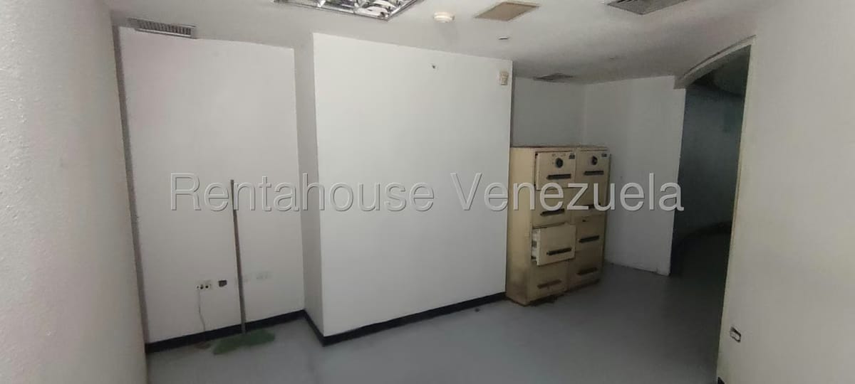 Comercial (Local Comercial) en Venta en Porlamar, Nueva Esparta - 17