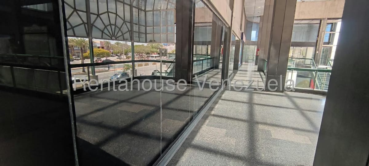 Comercial (Local Comercial) en Venta en Porlamar, Nueva Esparta - 36