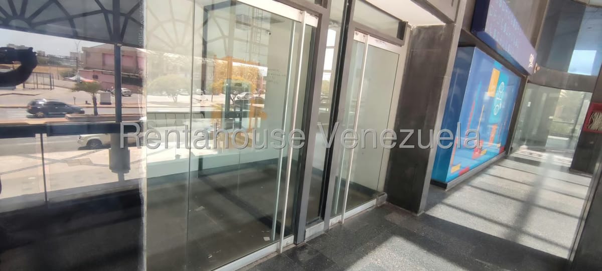 Comercial (Local Comercial) en Venta en Porlamar, Nueva Esparta - 37