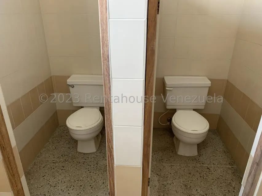 Comercial (Local Comercial) en Venta en Avenida Goajira, Zulia - 18