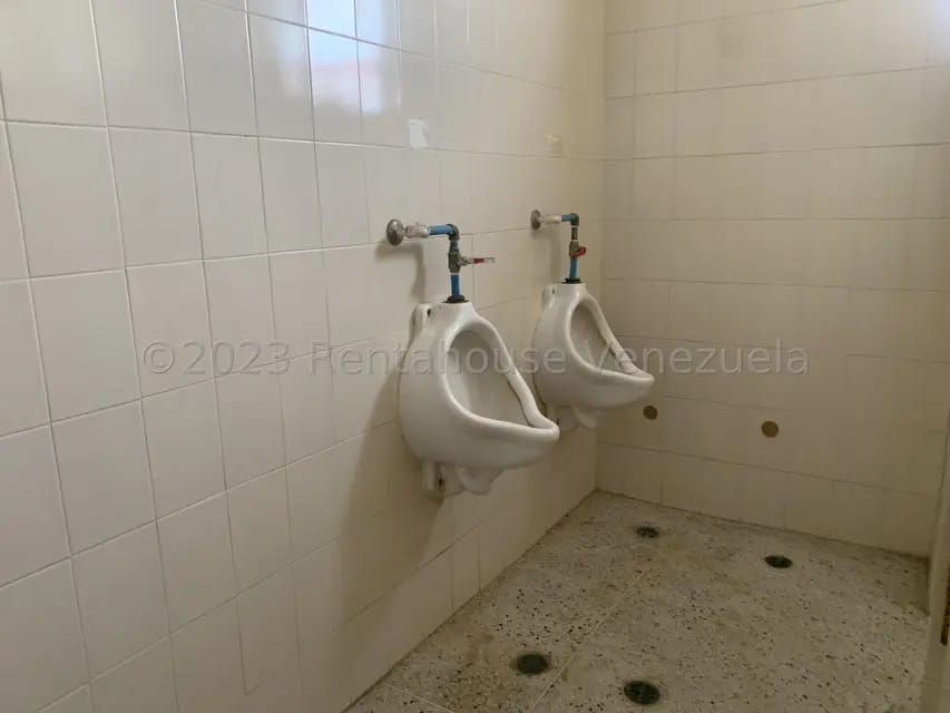 Comercial (Local Comercial) en Venta en Avenida Goajira, Zulia - 20