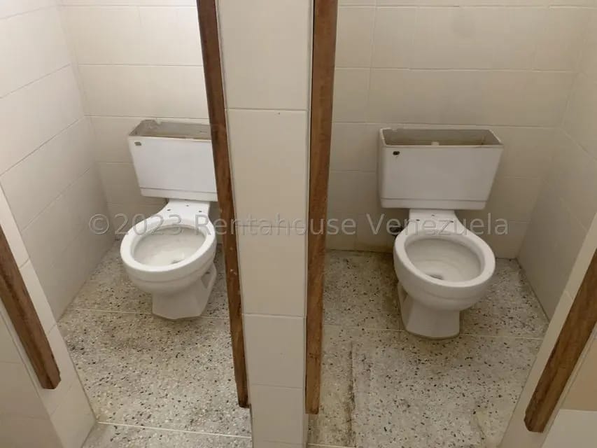 Comercial (Local Comercial) en Venta en Avenida Goajira, Zulia - 21