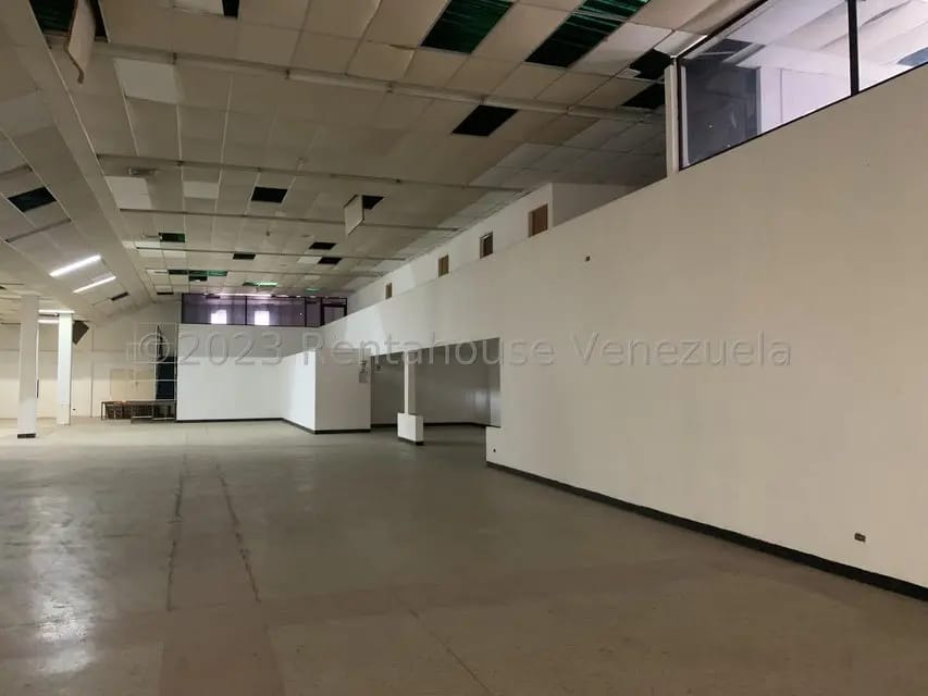 Comercial (Local Comercial) en Venta en Avenida Goajira, Zulia - 9