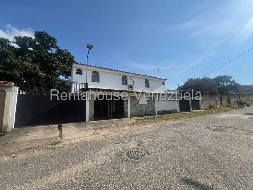 Casa (Multipes Niveles) en Venta en La Piedad Sur, Lara - 3