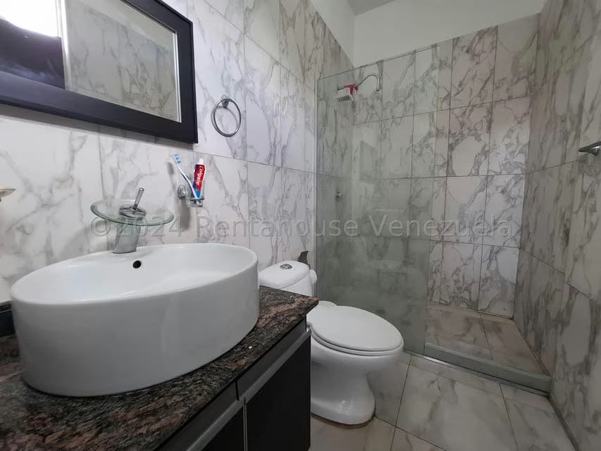 Casa (1 Nivel) en Venta en El Castaño (Zona Privada), Aragua - 19