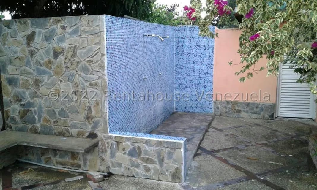 Casa (1 Nivel) en Venta en Los Canales de Rio Chico, Miranda - 32