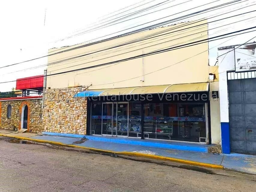 Comercial (Local Comercial) en Venta en San Agustin, Aragua - 2