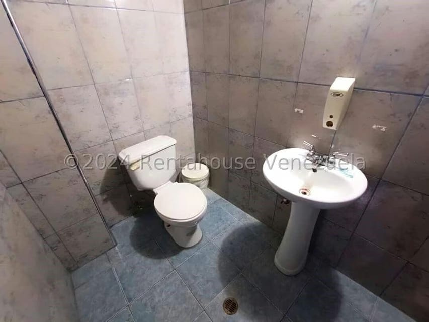 Comercial (Local Comercial) en Venta en San Agustin, Aragua - 11