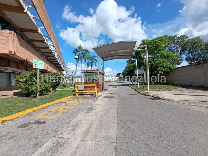 Comercial (Local Comercial) en Venta en Sabana Larga, Aragua - 32