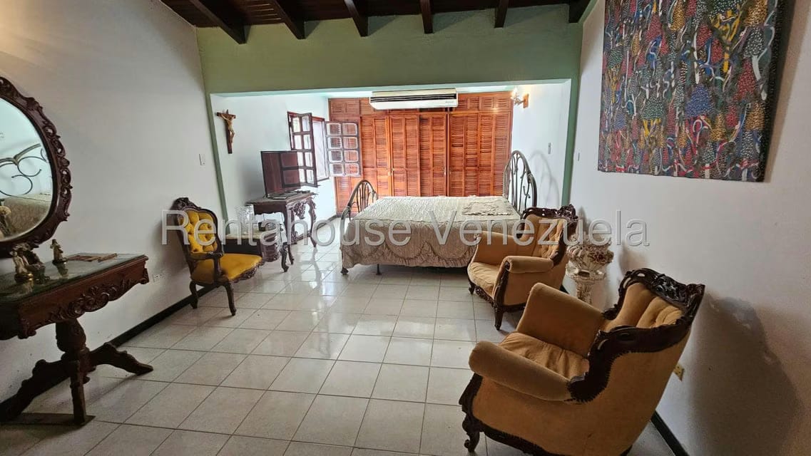 Casa (Colonial) en Venta en Costa Azul, Nueva Esparta - 11
