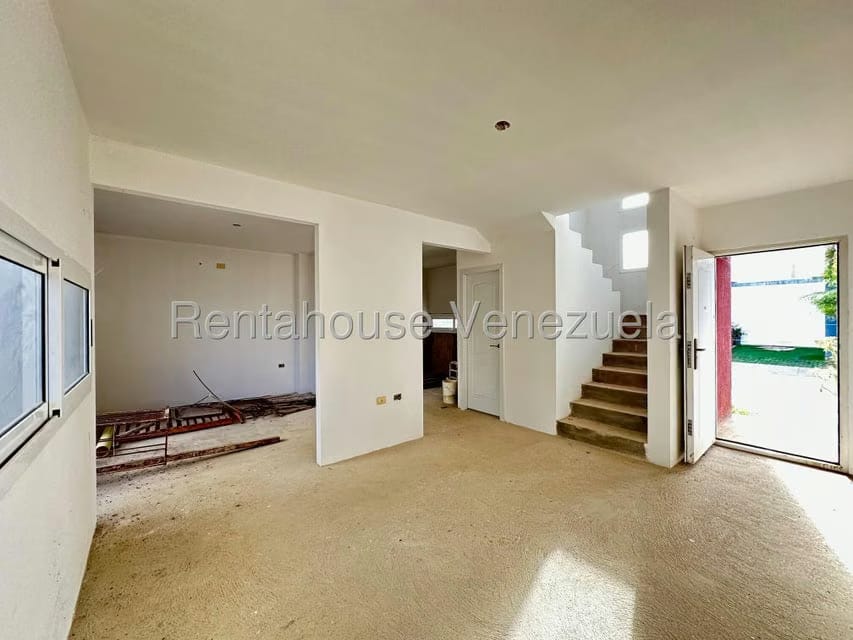 Casa (Duplex) en Venta en Sector Independencia, Falcon