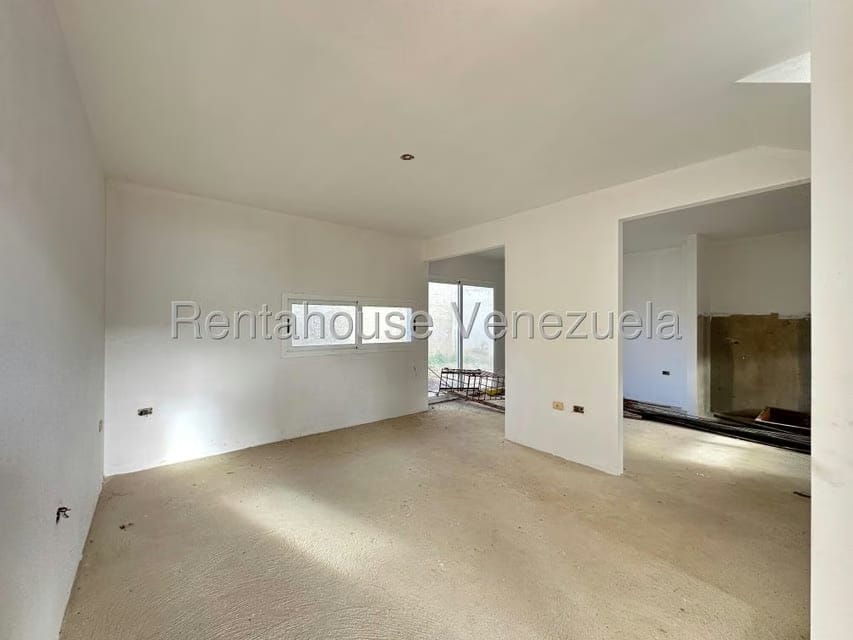 Casa (Duplex) en Venta en Sector Independencia, Falcon - 2