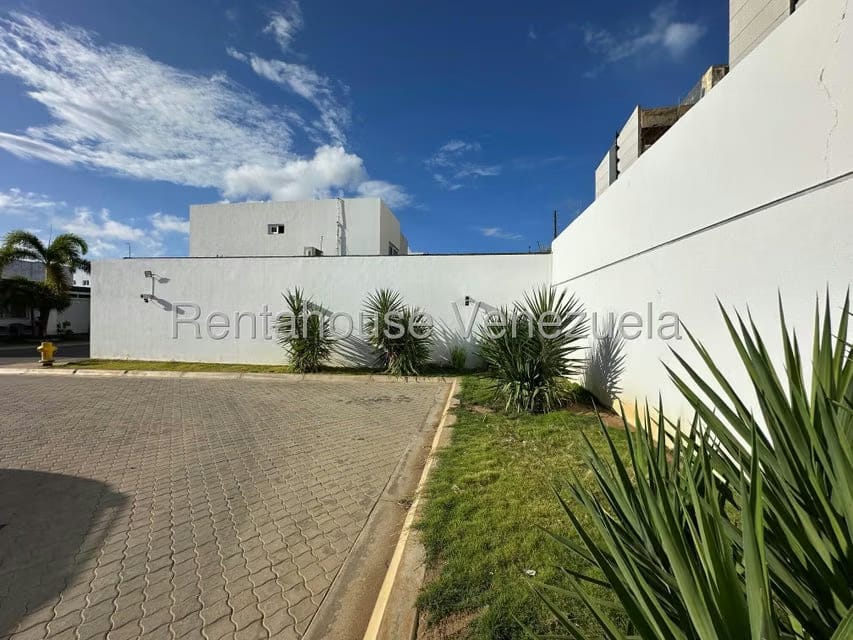 Casa (Duplex) en Venta en Sector Independencia, Falcon - 16