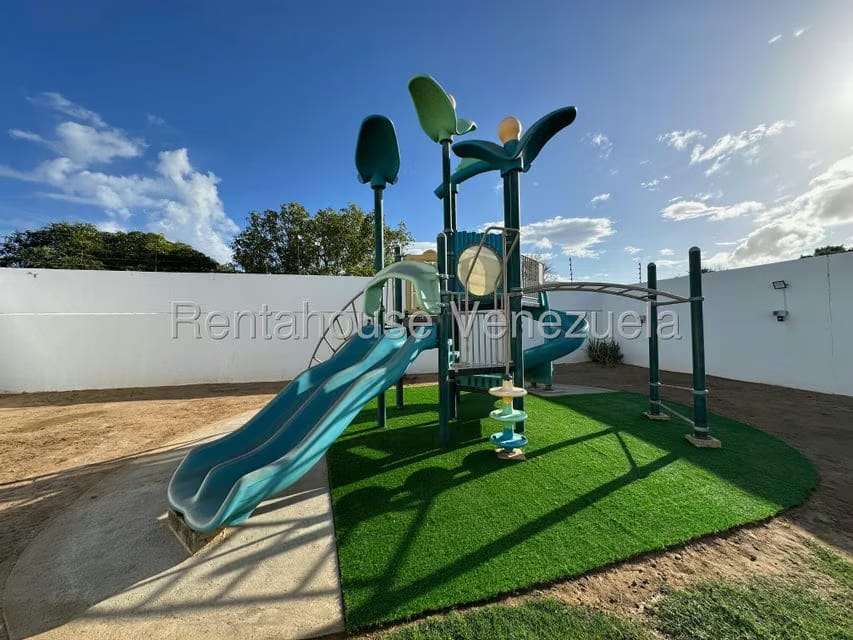 Casa (Duplex) en Venta en Sector Independencia, Falcon - 17