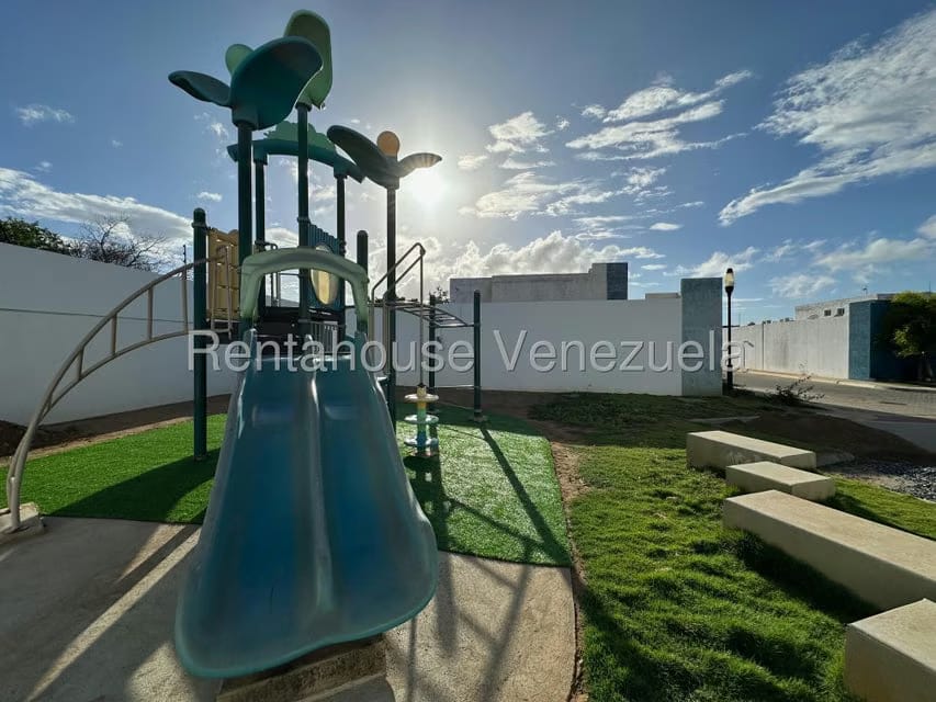 Casa (Duplex) en Venta en Sector Independencia, Falcon - 18