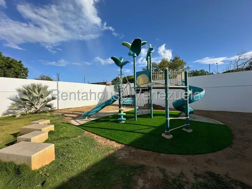 Casa (Duplex) en Venta en Sector Independencia, Falcon - 19