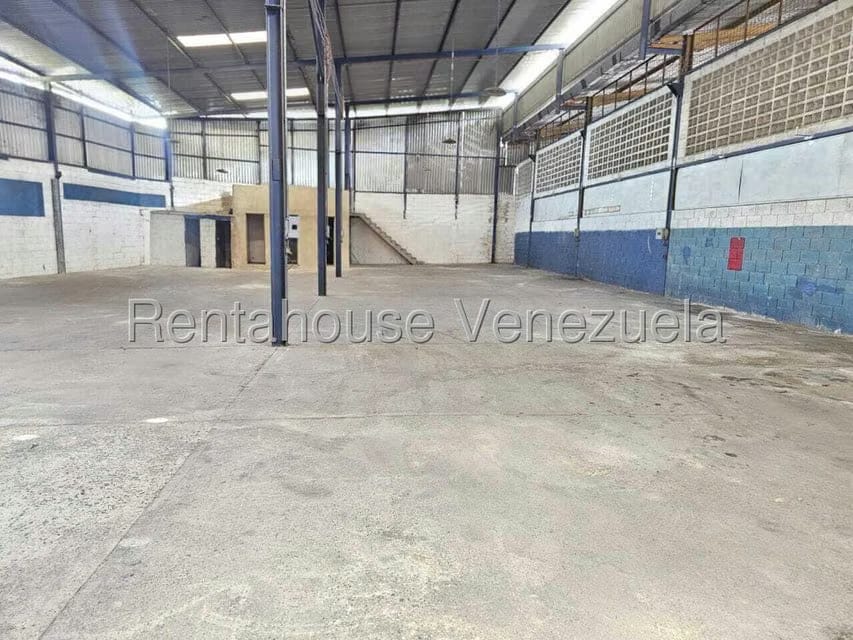 Comercial (Galpon - Deposito) en Alquiler en Mariche, Distrito Metropolitano - 2