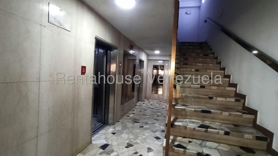 Apartamento (1 Nivel) en Venta en El Paraiso, Distrito Metropolitano - 26
