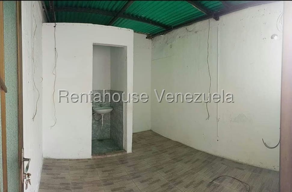 Comercial (Local Comercial) en Venta en Zona Oeste, Lara - 9