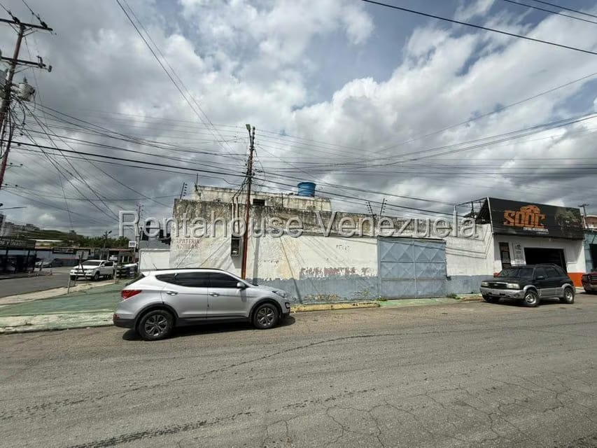 Comercial (Local Comercial) en Alquiler en Santa Cecilia, Carabobo - 2