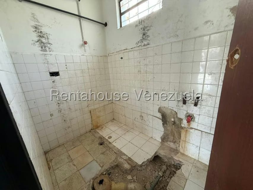Comercial (Local Comercial) en Alquiler en Santa Cecilia, Carabobo - 9